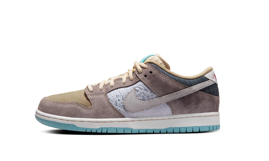 Nike SB Dunk Low "Big Money Savings"