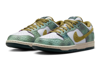 Nike SB Dunk Low Alexis Sablone Chameleon