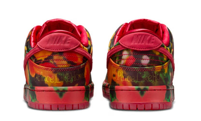 Nike SB Dunk Low The Wizard of Oz Poppy Field