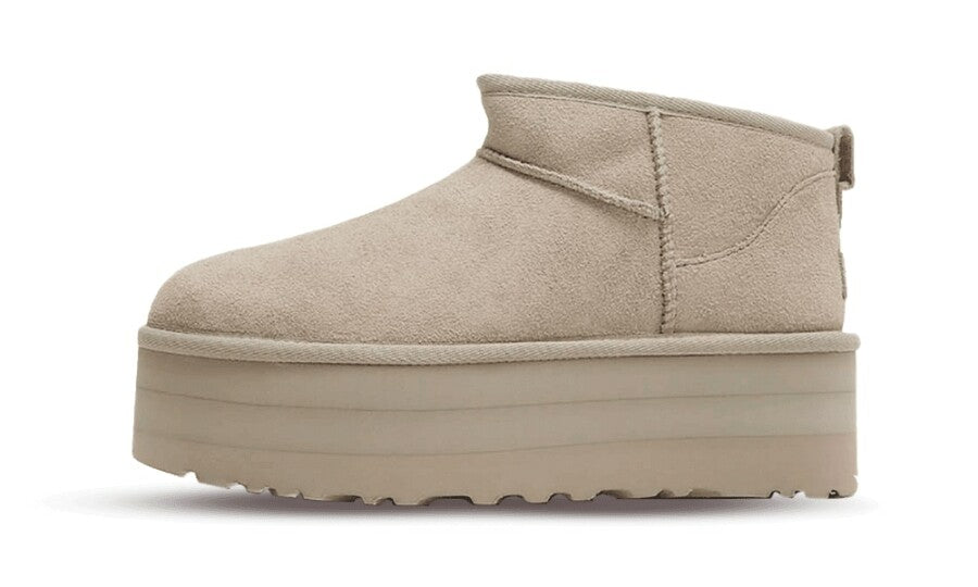 UGG Classic Mini Platform Boot Goat (W)